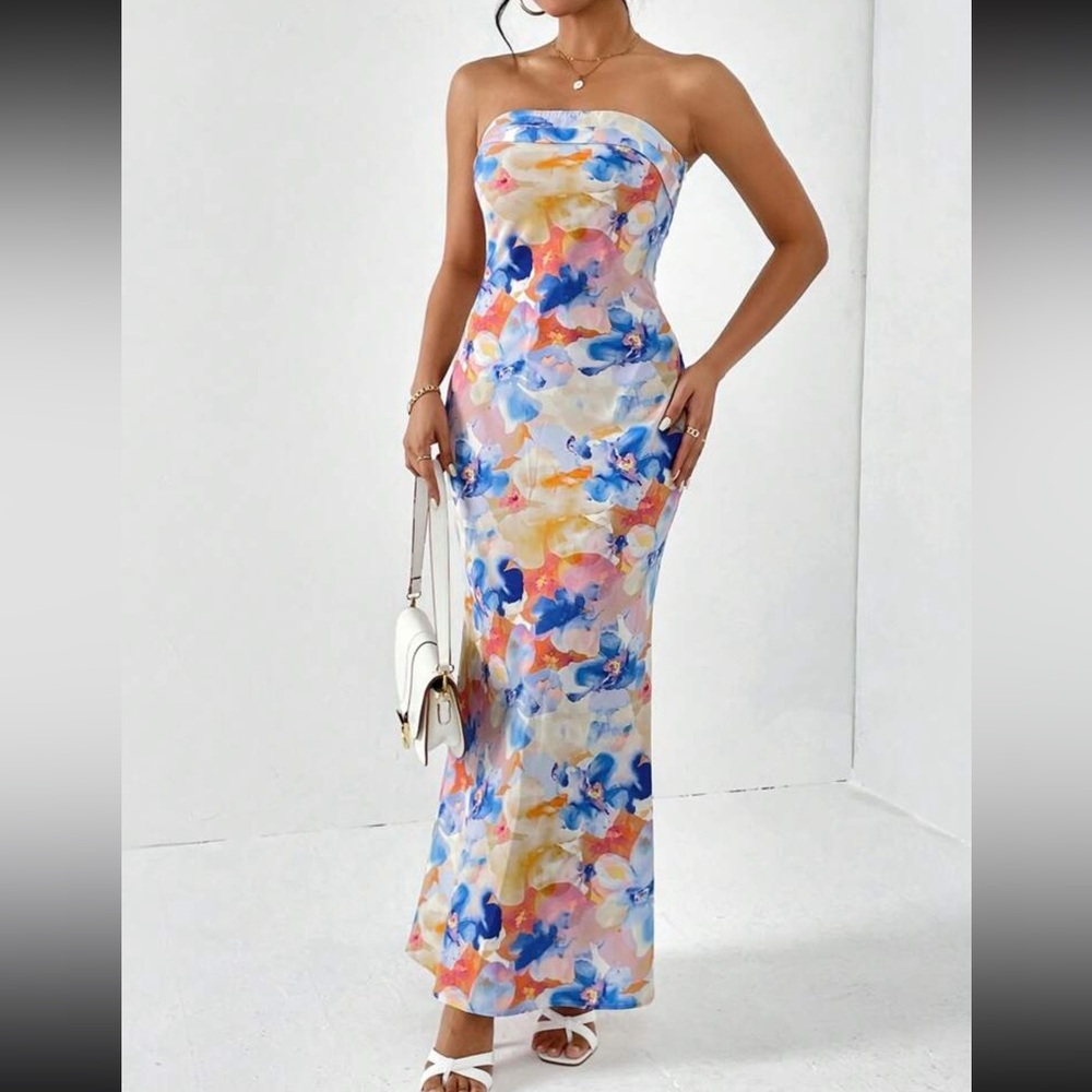 FLORAL TUBE TOP LONG DRESS NEVER WORN SIZE MEDIUM